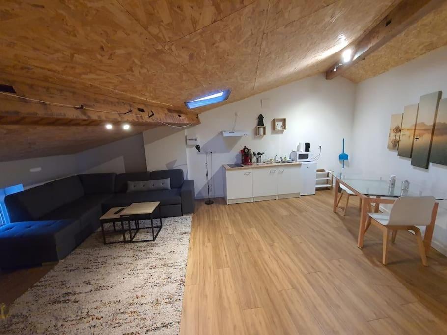 شقة Loft Du Get ريفيل المظهر الخارجي الصورة